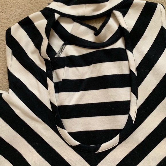 Striped Crop Top | NWT - Picture 5 of 6